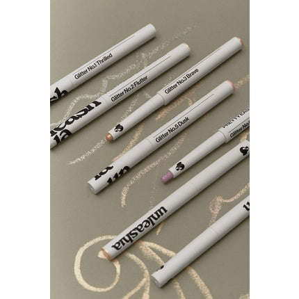 UNLEASHIA Pretty Easy Glitter Stick пигмент за очи
